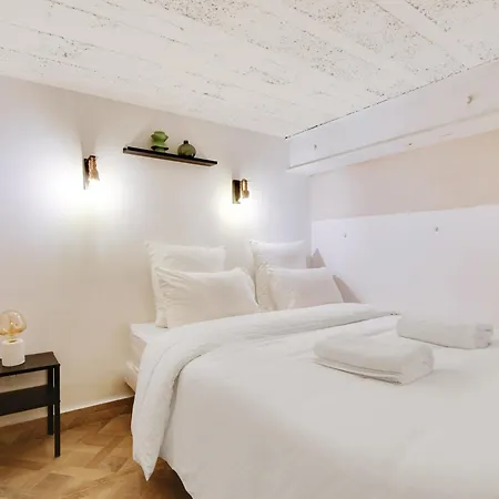 Cosy Pour 4 Au Coeur Du Marais Paris